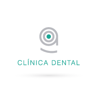logo clínica dental